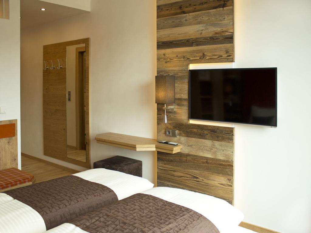 Alpenflair Hotel Бухлоэ Номер фото